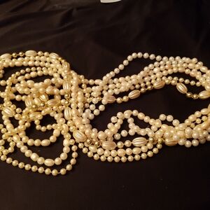 Vintage Womans Lot of 6 Pearl Necklaces, 27" L, 27 1/2", 34",23",30", 36" Pretty